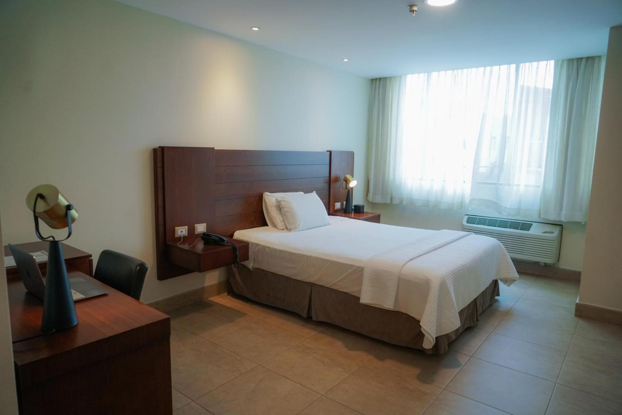 Hotel Marcelius Guayaquil Kültér fotó