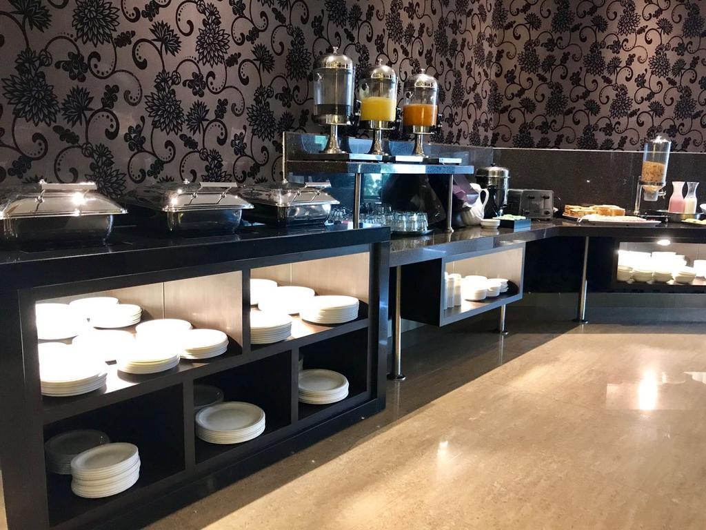 Hotel Marcelius Guayaquil Kültér fotó