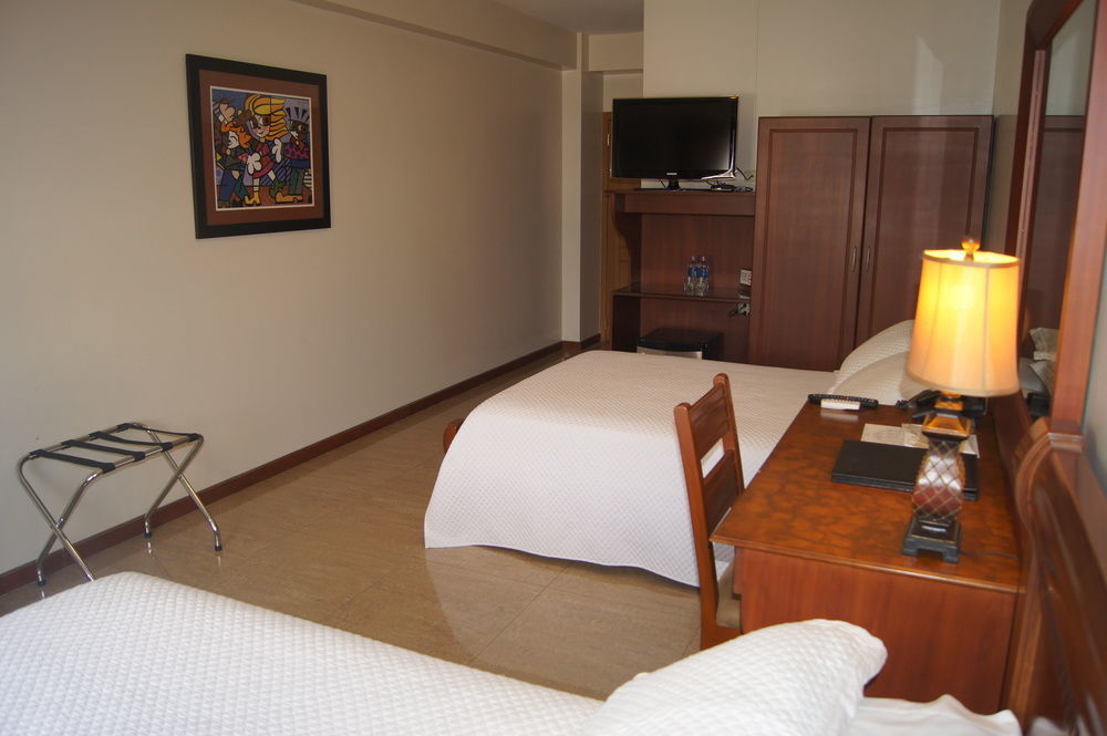 Hotel Marcelius Guayaquil Kültér fotó